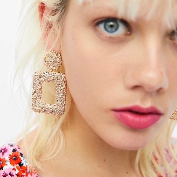 Zara Jewelry - ZARA Textured Geometrical Statement Earrings